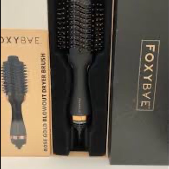 Foxybae Rose Gold Blowout Dryer Brush - Picture 2 of 2